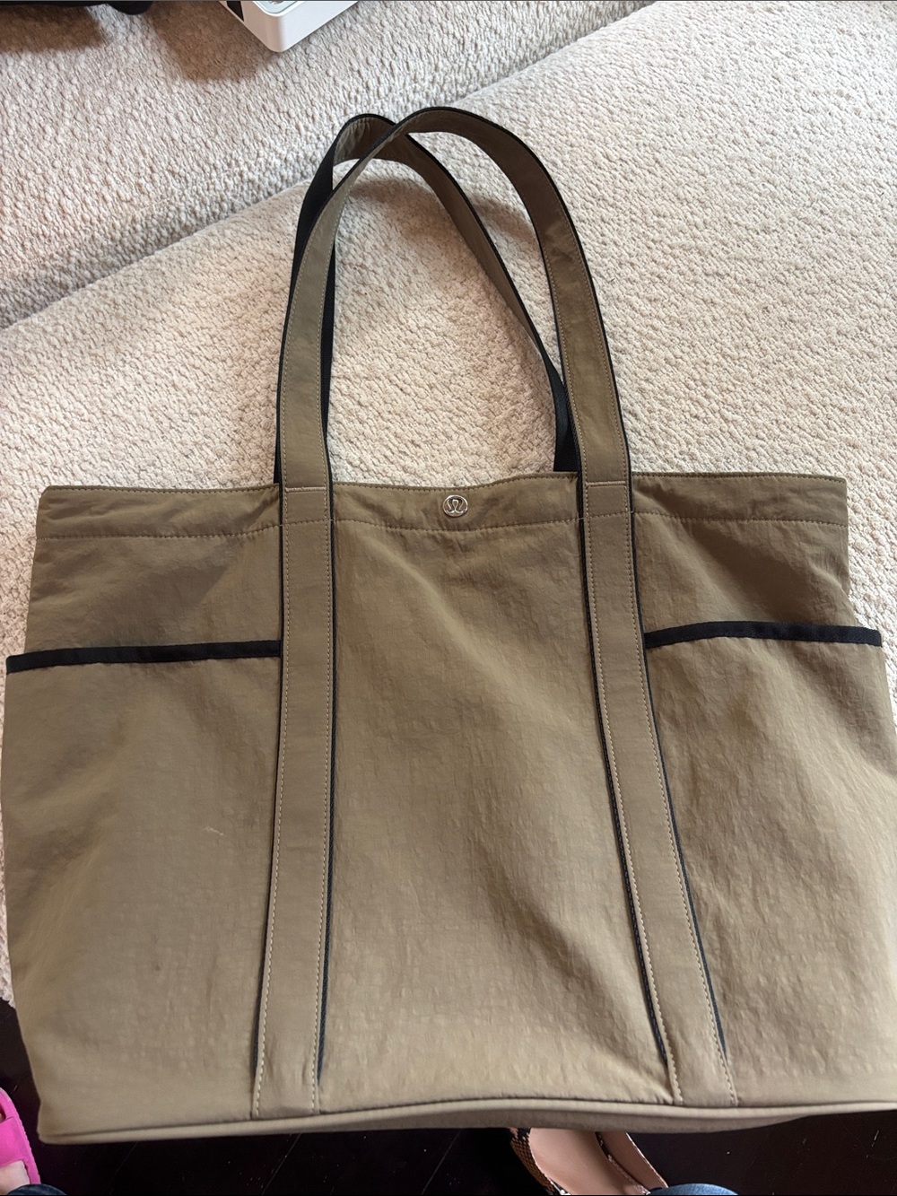 Lululemon Daily Multi-Pocket Tote Bag